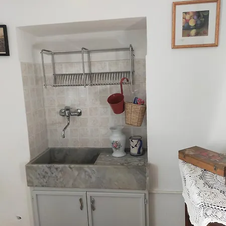 Monolocali Tra Rieti E E Del Salto *